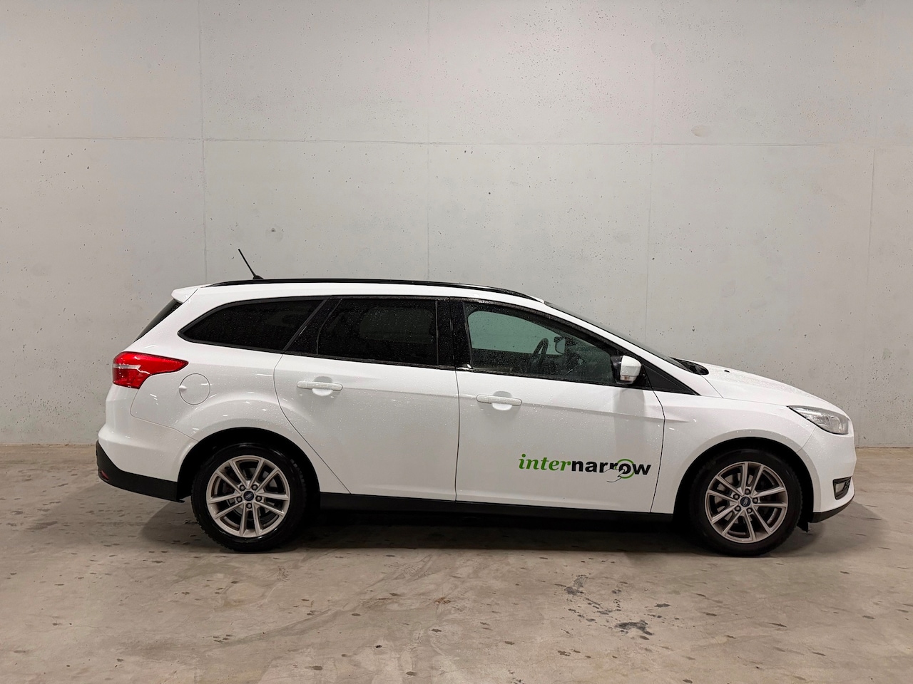 Ford Focus Wagon - 1.0 Lease Edition BTW 21% Navi Airco Cruise PDC - AutoWereld.nl