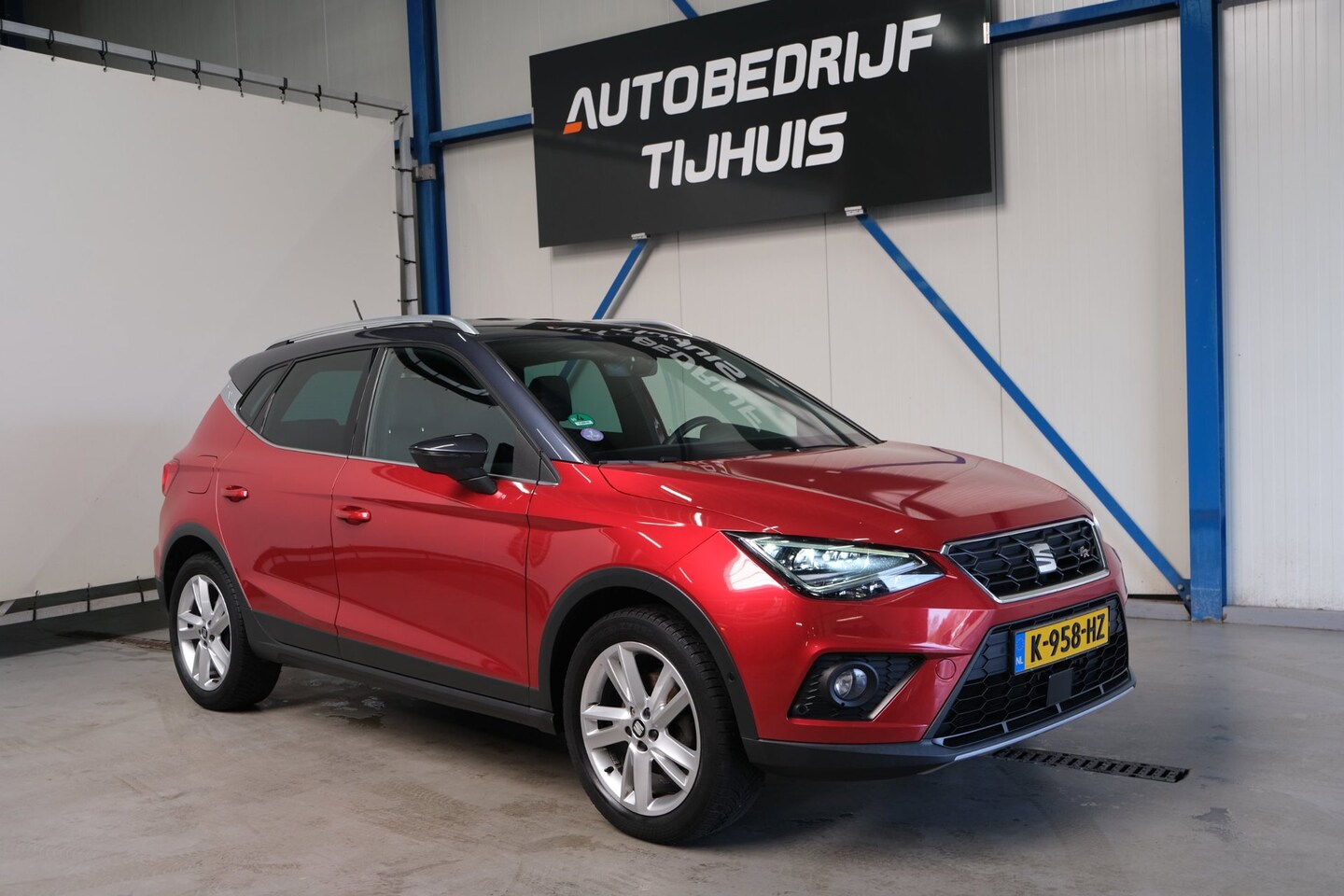 SEAT Arona - 1.0 TSI FR Business Intense Plus - N.A.P. Airco, Navi, Carplay, Camera, Virtual Cockpit, T - AutoWereld.nl