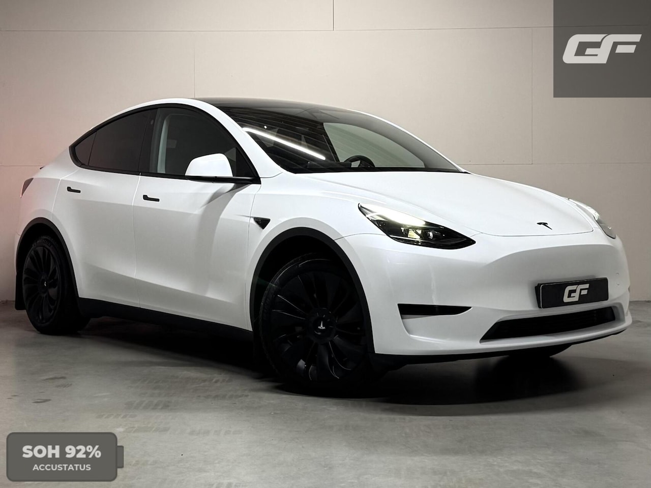 Tesla Model Y - RWD 58 kWh 92% SOH Black Edition Trekhaak FSD - AutoWereld.nl