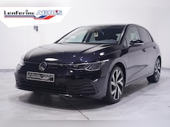 Volkswagen Golf - 2.0 TDI Life Clima Navi PDc Adaptive cruise Virtual cockpit Ver. stoelen + stuur Apple Car