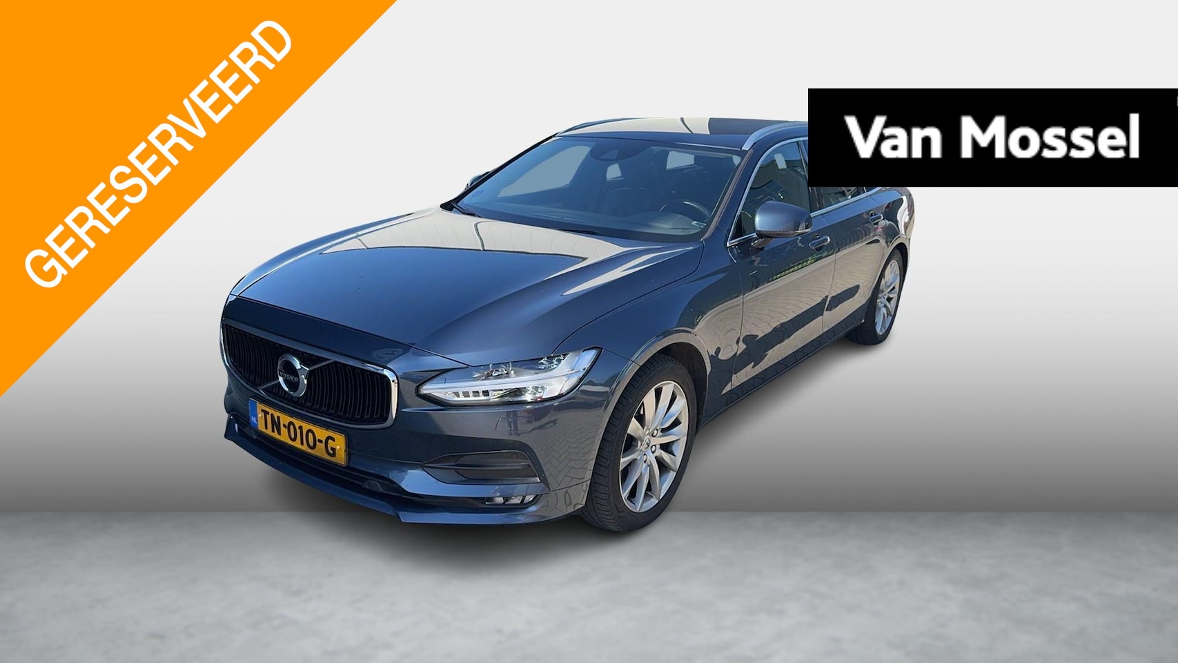 Volvo V90 - 2.0 T4 Momentum | Automaat | Trekhaak | ACC | ECC | Stoel + Stuur + Achterbank Verwarming - AutoWereld.nl