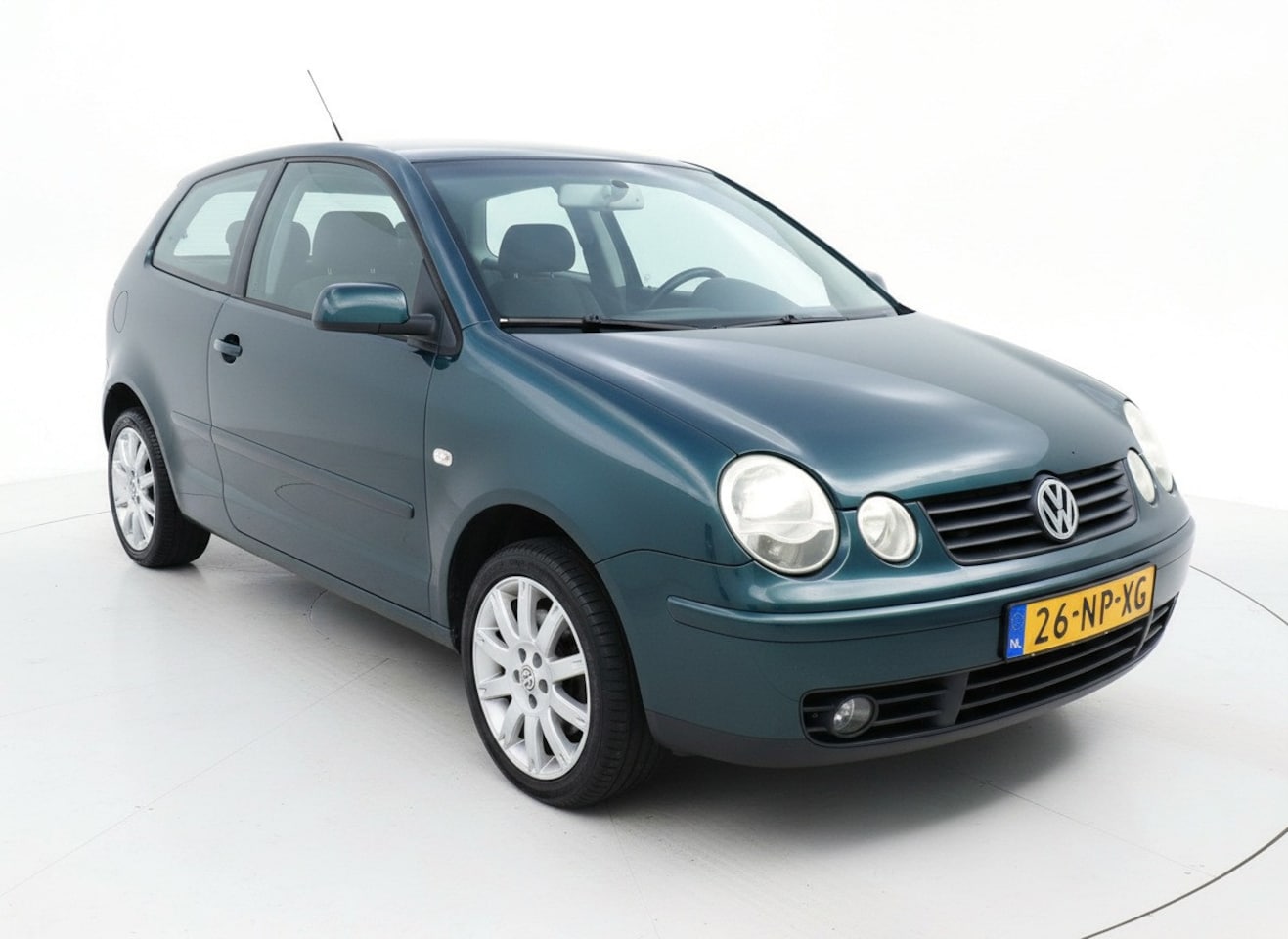 Volkswagen Polo - 1.4-16V Highline Airco-Elektrische ramen - AutoWereld.nl