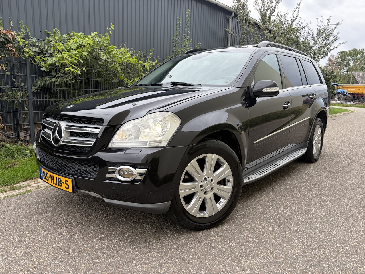 Mercedes-Benz GL-klasse - 450 / AUTOMAAT / SCHUIFDAK / NAVI / 7 PERSOONS / LEER / YOUNGTIMER - AutoWereld.nl