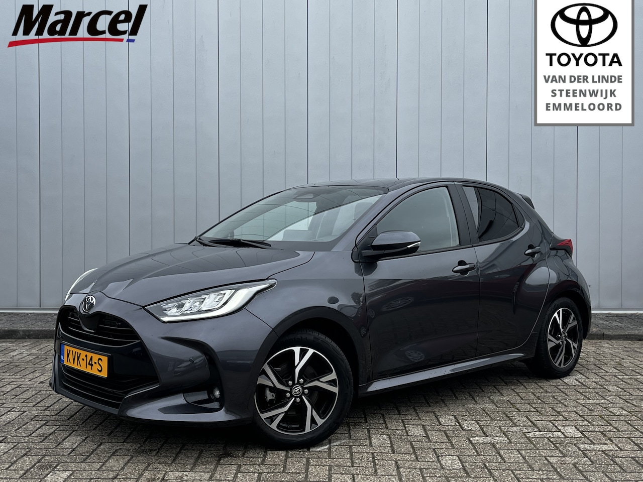 Toyota Yaris - 1.5 Hybrid Dynamic Limited Parkeersensoren Stoel Stuurverwarming - AutoWereld.nl