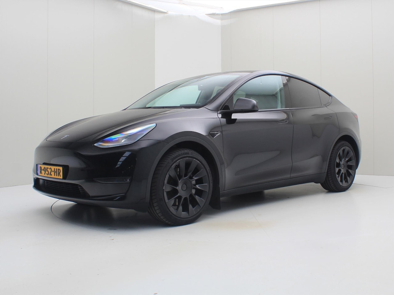 Tesla Model Y - Long Range AWD 75kWh 351pk 90.8% SoH [ AMD RYZEN+AUTOPILOT+20 INCH+PREMIUM AUDIO ] - AutoWereld.nl