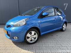 Toyota Aygo - 1.0-12V Dynamic Blue 5-drs Airco Nieuwe Apk