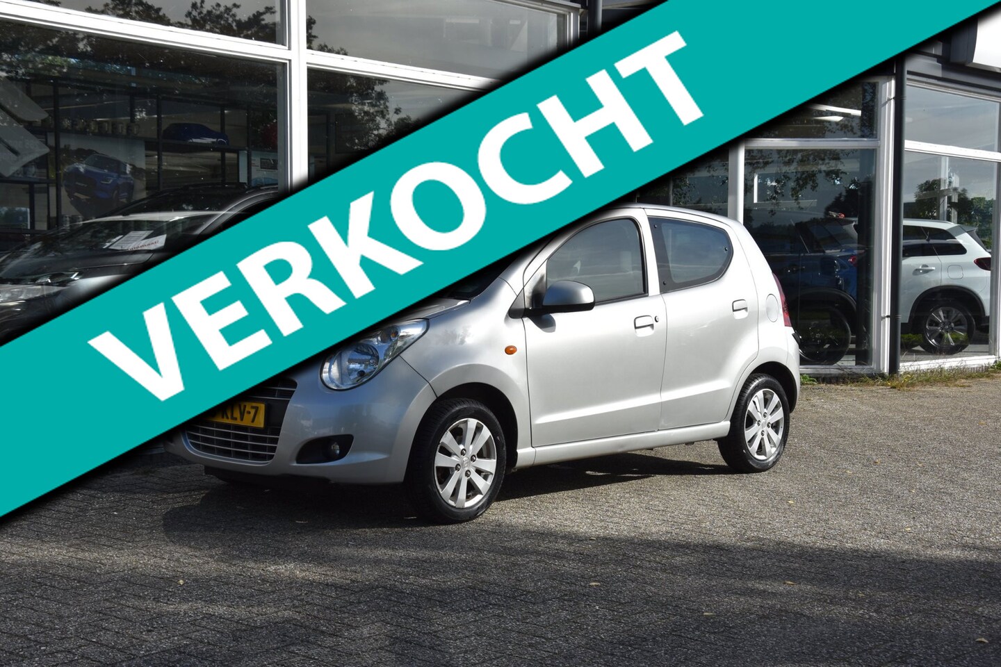 Suzuki Alto - 1.0 Exclusive- gereserveerd- - AutoWereld.nl