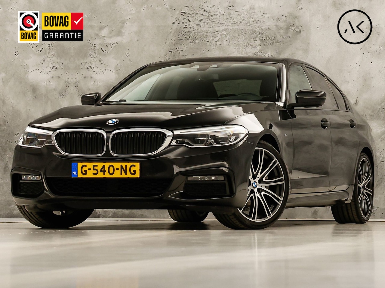 BMW 5-serie - 520i M Sport High Executive 184Pk Automaat (GROOT NAVI, M PAKKET, 360 CAMERA, MEMORY SEATS - AutoWereld.nl
