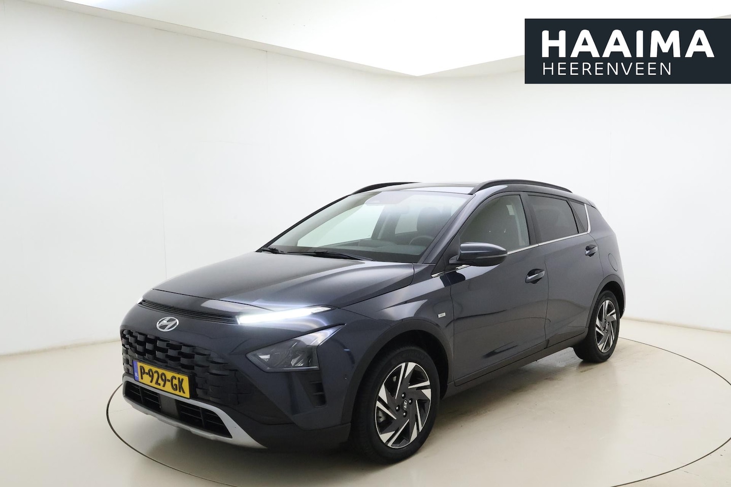 Hyundai Bayon - 1.0 T-GDI 100pk Automaat Premium Sky | Navigatie | Elektrisch schuif/kanteldak | Achteruit - AutoWereld.nl