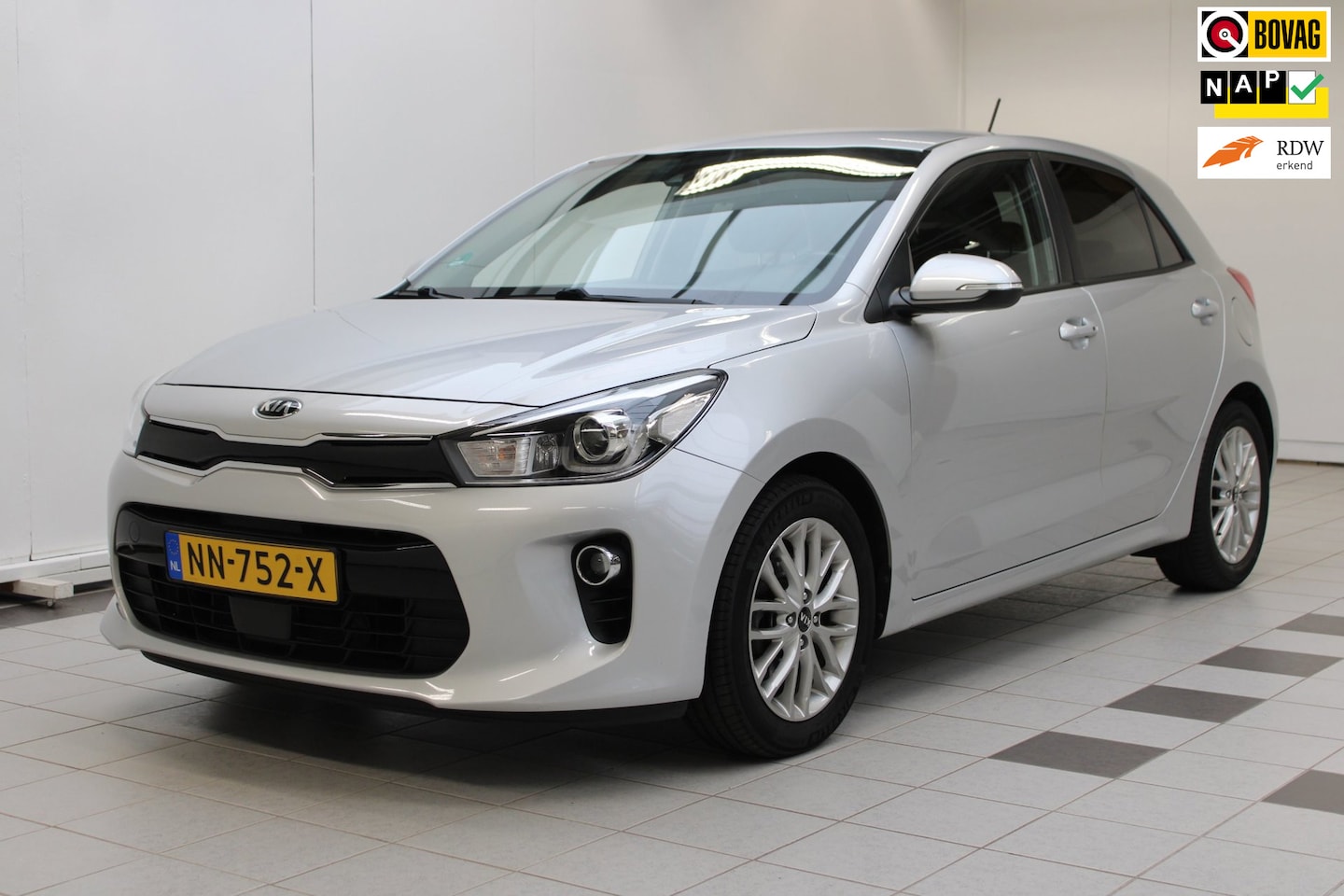 Kia Rio - 1.0 TGDI First Edition|Camera|Carplay|Trekhaak|Keyless|PDC|NAP - AutoWereld.nl