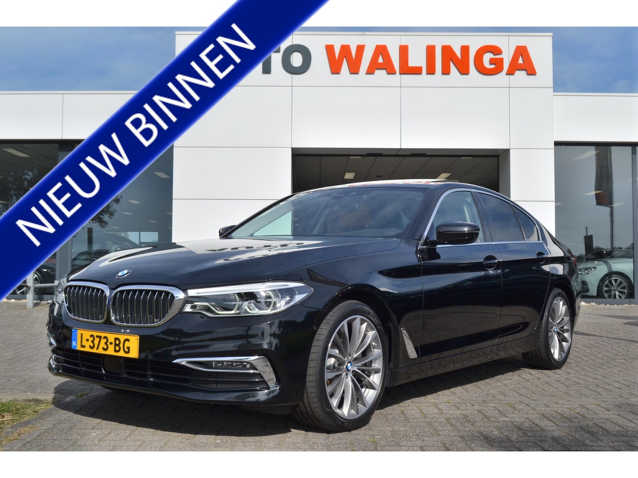 BMW 5-serie - 520i Luxury | Opendak | Head Up | Comfortstoelen | Adaptive Cruise | Stuur en stoelverw | - AutoWereld.nl