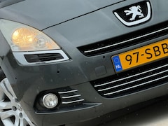 Peugeot 5008 - 1.6 THP Family. - Gris Shark - 7-Zitter/Cruise/Airco - Keurig