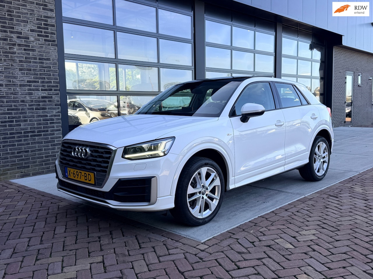 Audi Q2 - 1.4 TFSI CoD Launch Edition | Pano | Stoelver | LED | - AutoWereld.nl