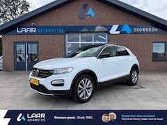 Volkswagen T-Roc - 1.0 TSI 116PK Style Business Navi | Camera | ACC | Stoelverw. | Trekhaak