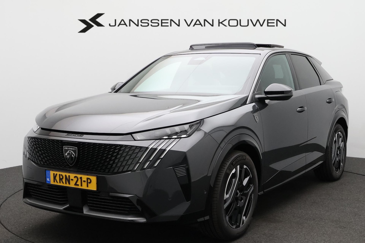 Peugeot e-3008 - GT 73 kWh Panoramadak / 2+6 Jaar Garantie - AutoWereld.nl