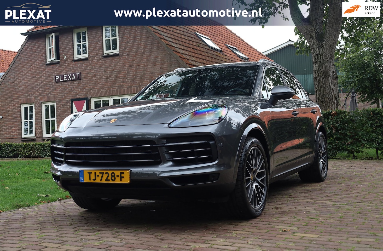 Porsche Cayenne - 3.0 E-Hybrid Aut. | Panorama | Sport Chrono | BOSE | Luchtvering | Stuurwielverwarming | L - AutoWereld.nl