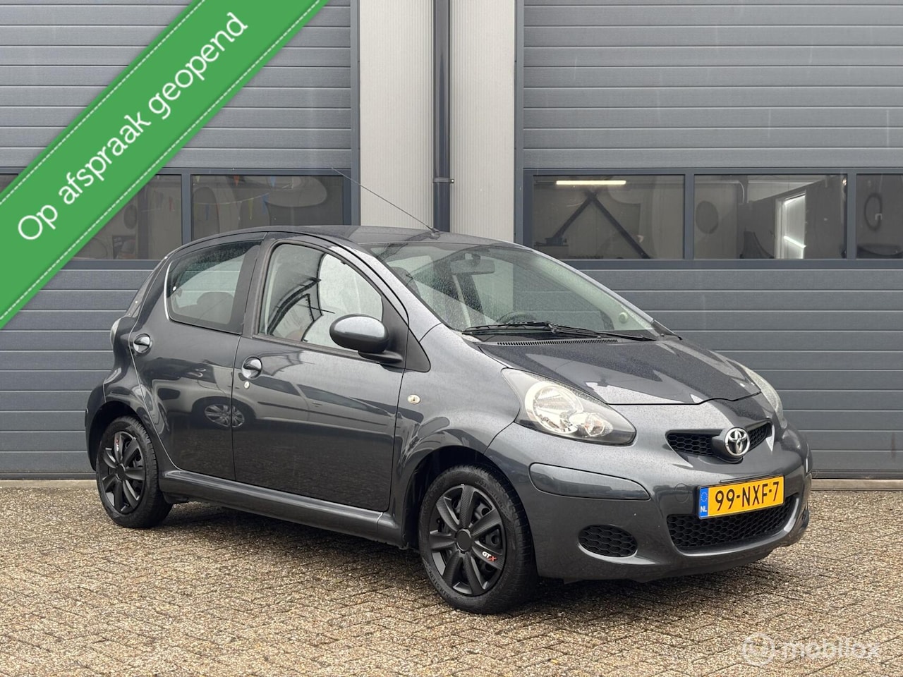 Toyota Aygo - 1.0-12V Comfort Uitvoering 5Drs _ NL Auto - AutoWereld.nl