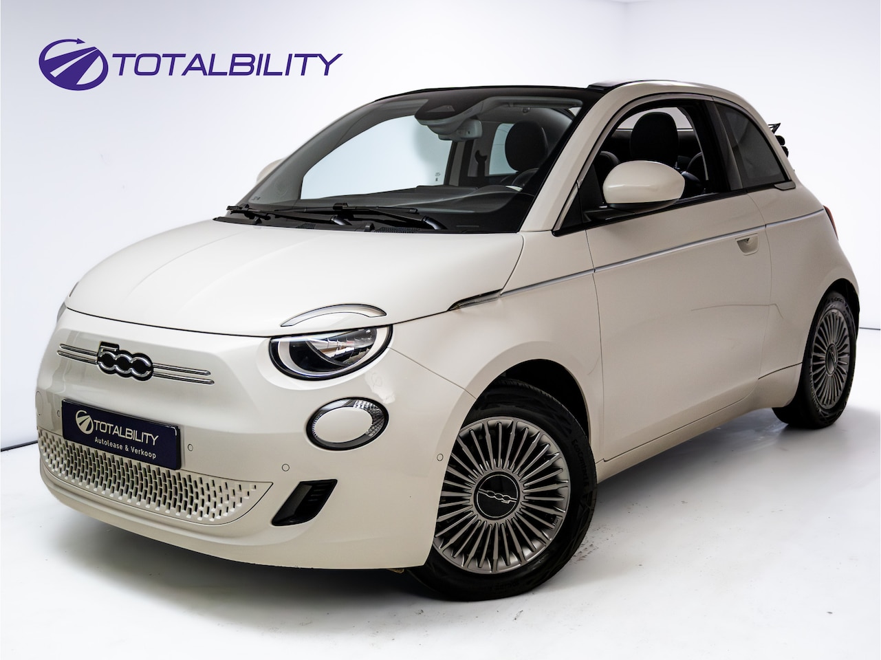 Fiat 500 C - Icon 42 kWh | Stoelverwarming | Camera | Cruise | PDC V+A | Apple Carplay/Android Auto | E - AutoWereld.nl