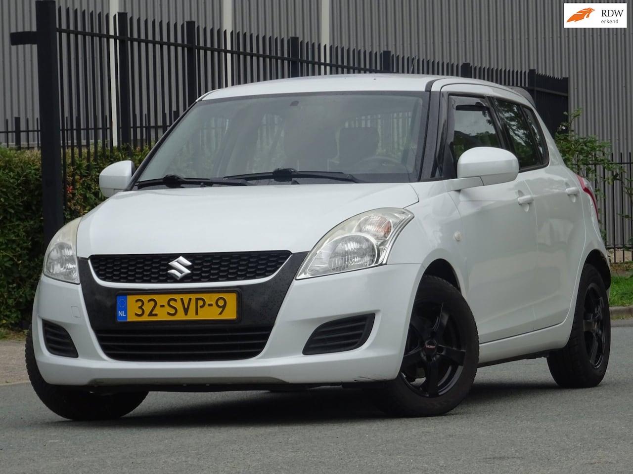 Suzuki Swift - 1.2 Comfort EASSS 5DRS AIRCO/STOELVERW/APK - AutoWereld.nl