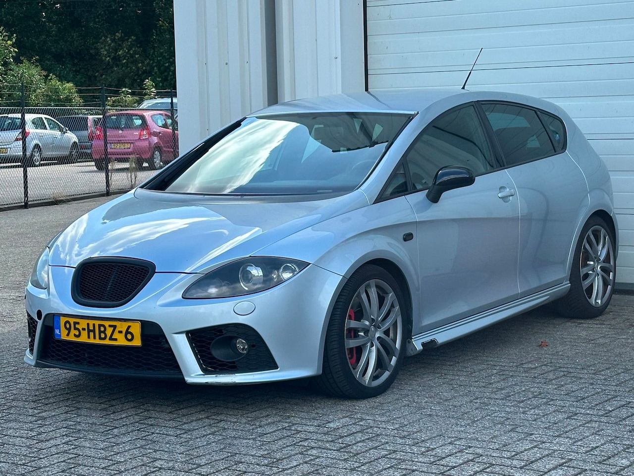 SEAT Leon - SEAT Leon 2.0 TFSI Cupra | 240 PK | Sportstoelen | Navigatie / Touchscreen - AutoWereld.nl