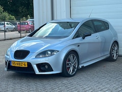 SEAT Leon - Leon 2.0 TFSI Cupra | 240 PK | Sportstoelen | Navigatie / Touchscreen