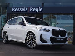BMW X1 - xDrive30e | M-sport | Elec.trekhaak | Camera | Sfeerverlichting | Navi | CarPlay |