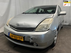 Toyota Prius - 1.5 VVT-i - Front / Achter Schade
