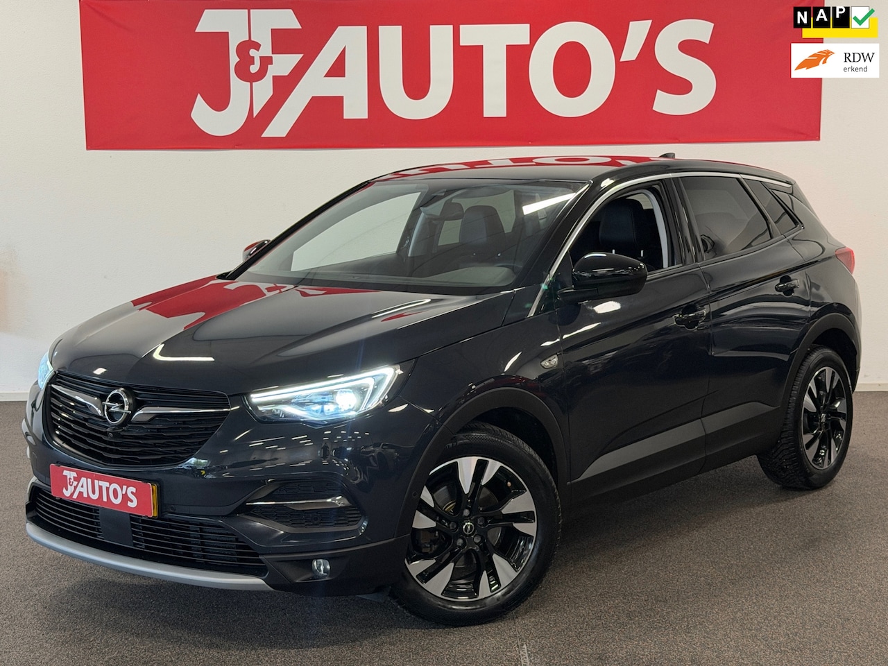 Opel Grandland X - 1.2 Turbo Ultimate|NAVIGATIE\CAMERA|CRUISE|ECC AIRCO| - AutoWereld.nl