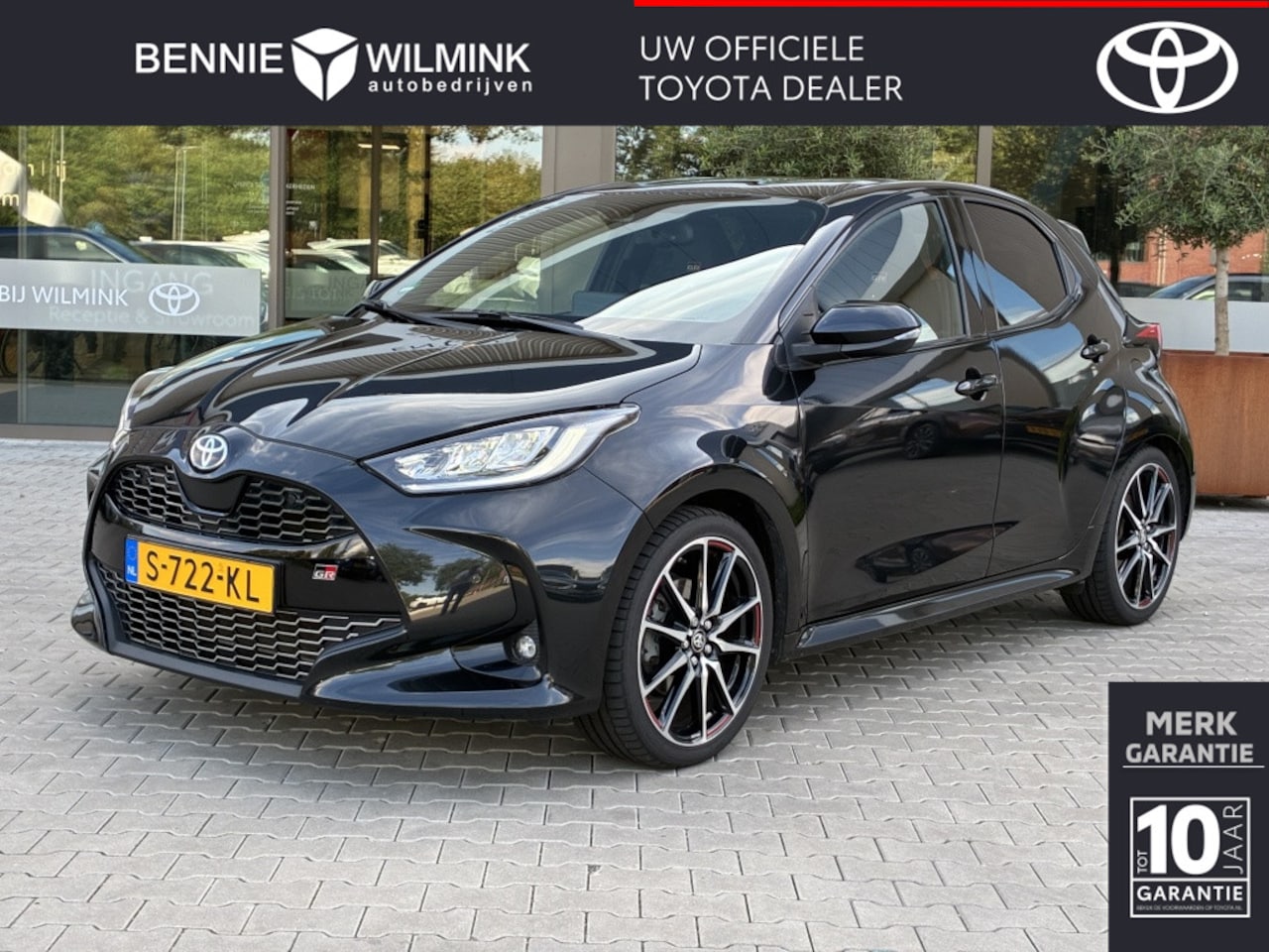 Toyota Yaris - 1.5 Hybrid GR Sport | Stoelverwarming | Camera | Carplay | - AutoWereld.nl