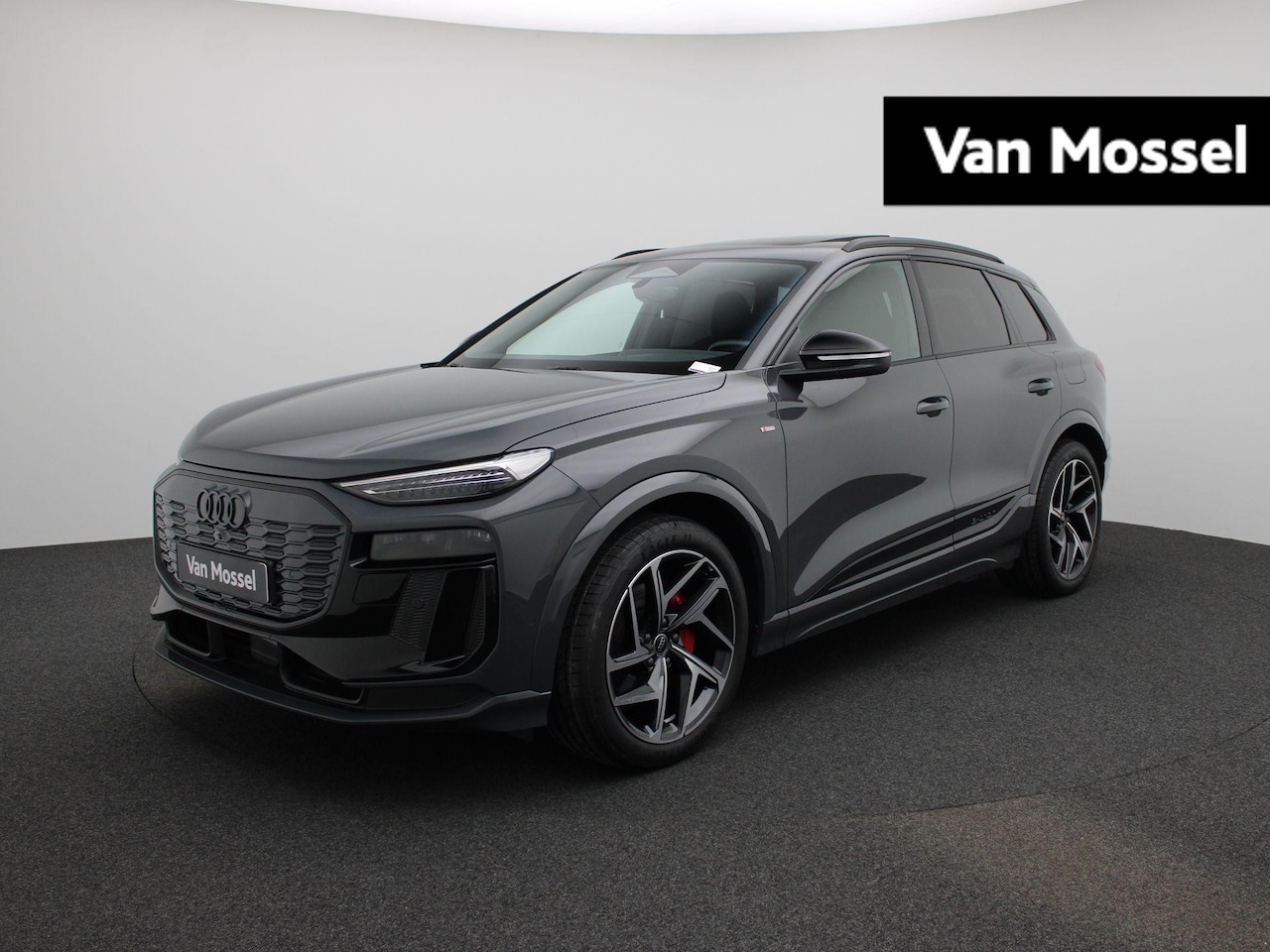 Audi Q6 e-tron - edition 83 kWh | Adaptive cruise control | Luchtvering | Glazen panoramadak | Bang & Olufs - AutoWereld.nl
