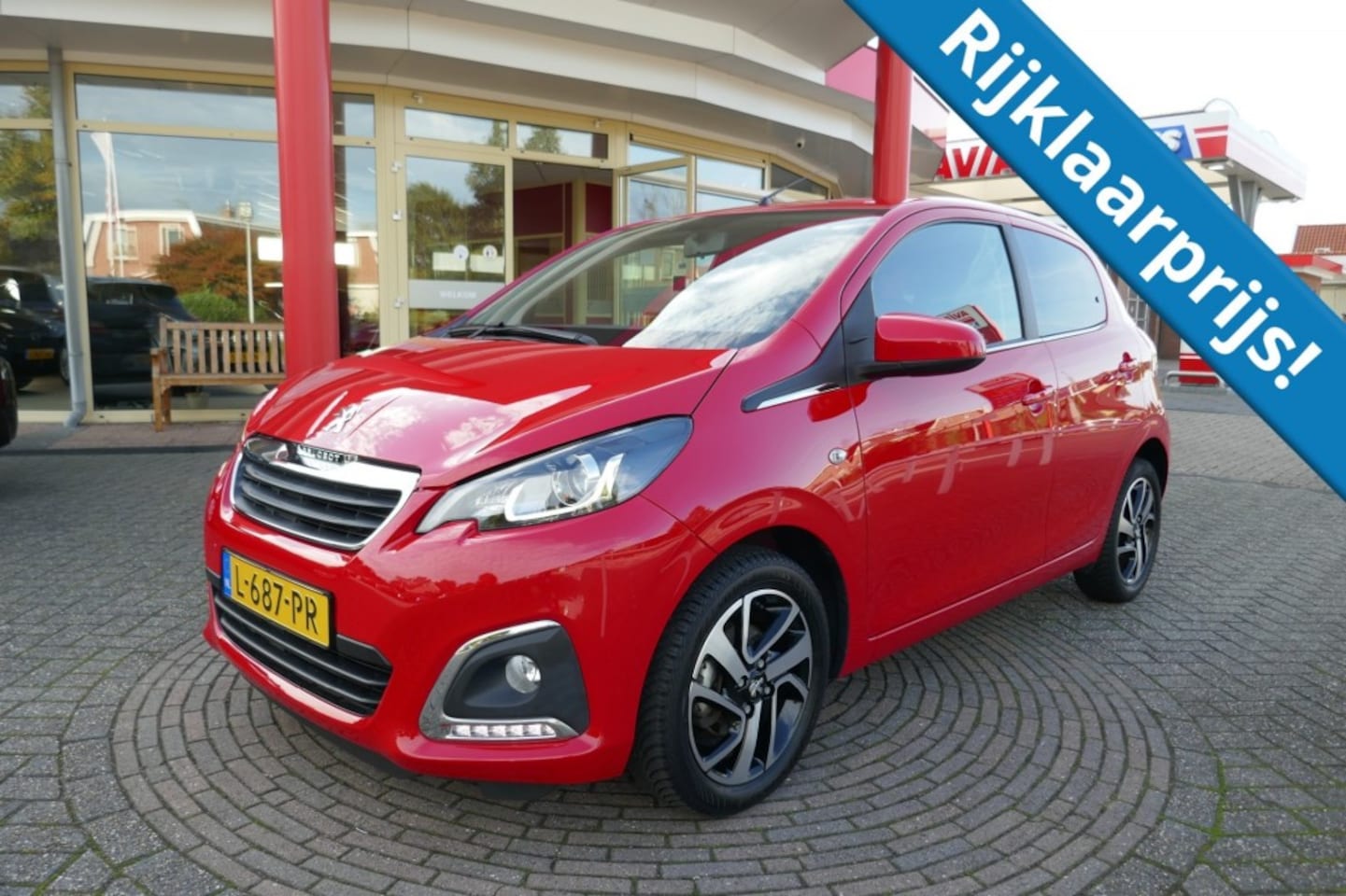 Peugeot 108 - 1.0 E-VTI ALLURE  NAVI BIJ APP/ APPLE CARPLY ANDOIRD/ LICHTMETAAL 15 INCJ - AutoWereld.nl
