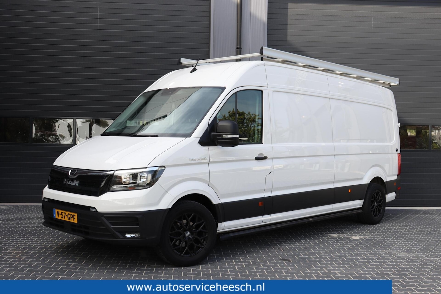 MAN TGE - 35 2.0 177PK L4H3 l AUTOMAAT l IMPERIAAL l TREKHAAK l NAVI - AutoWereld.nl