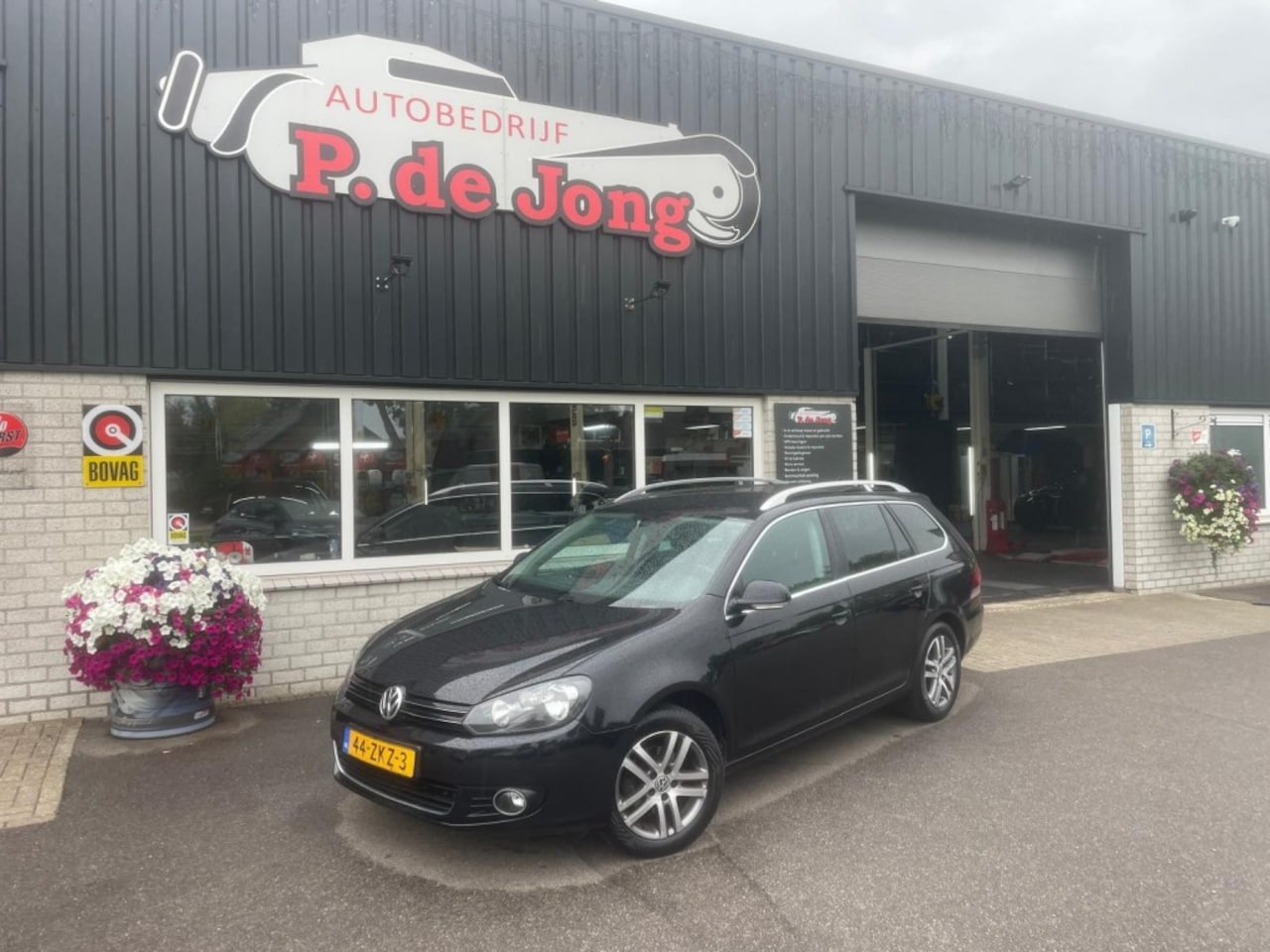 Volkswagen Golf - 1.2 TSI Station HIGHLINE Nieuwe APK! Climate - Cruise - Parkeersensoren - Alcantara - AutoWereld.nl
