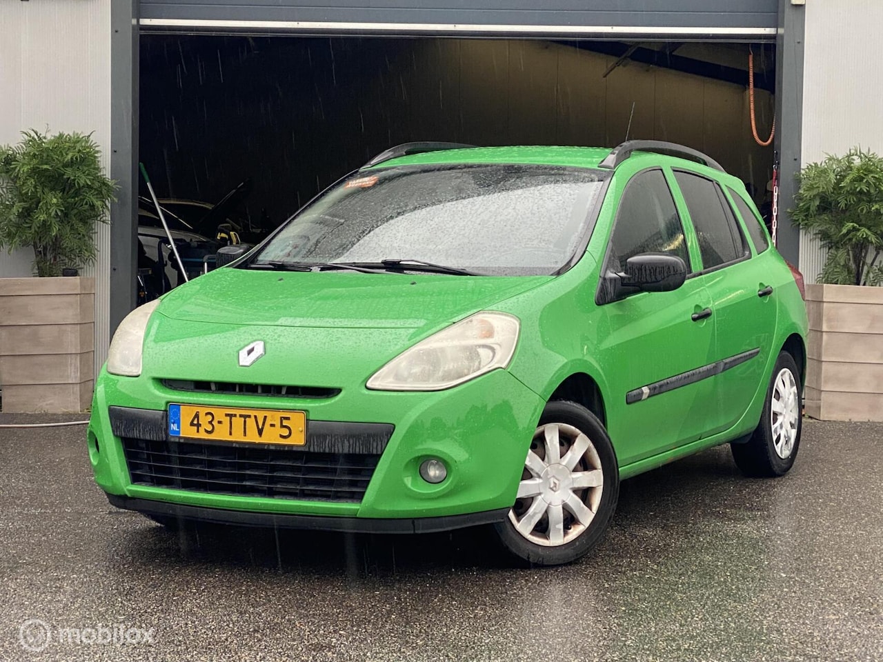 Renault Clio Estate - 1.2-16V Authentique |APK | NAP | - AutoWereld.nl