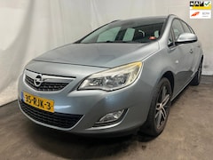 Opel Astra Sports Tourer - 1.4 Edition - Schade