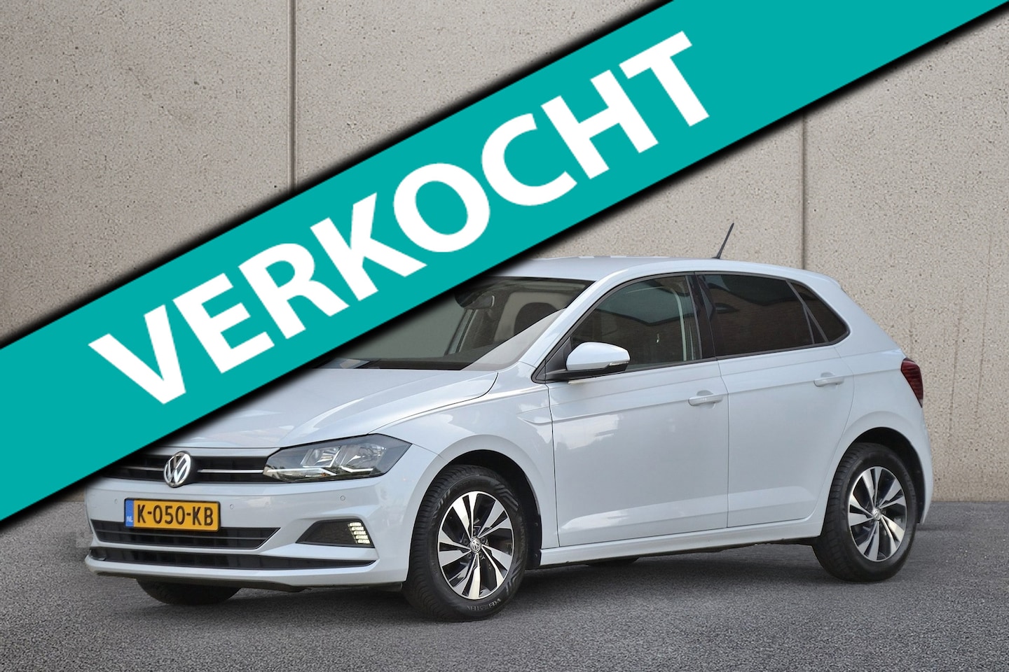Volkswagen Polo - 1.0 TSI 95PK Comfortline | Navigatie | Cruise Control | Parkeersensoren v+a - AutoWereld.nl