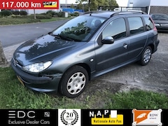 Peugeot 206 SW - 1.4 Station 2e Eigenaar | 117.000 km met NAP | Trekhaak Etc