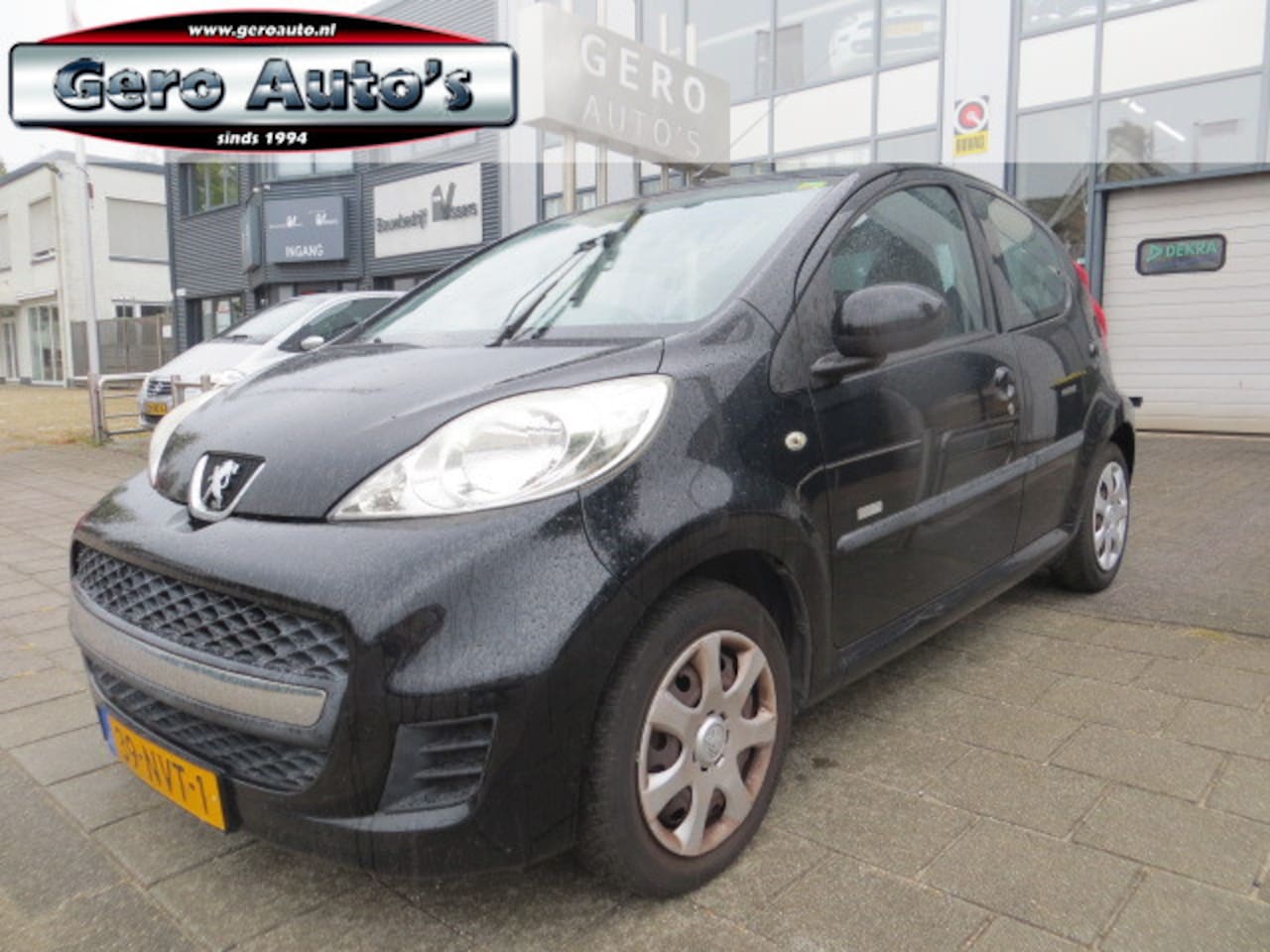 Peugeot 107 - 1.0-12V Millesim 200 1.0-12V Millesim 200 5 drs ,airco ,cv ,elek p nl-auto ! - AutoWereld.nl