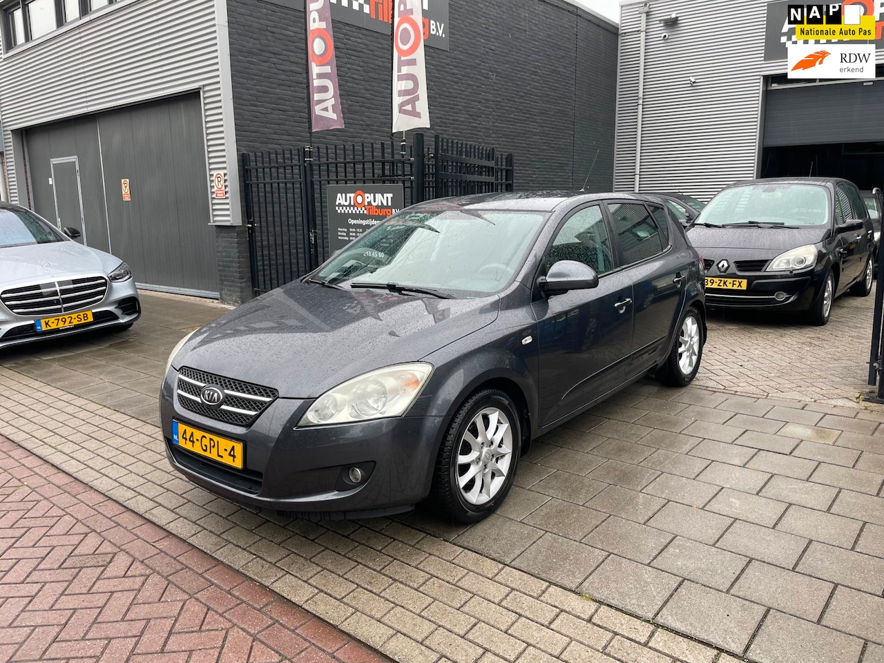 Kia Cee'd - 1.4 All Stars 3e Eigenaar! Trekhaak Airco NAP APK - AutoWereld.nl
