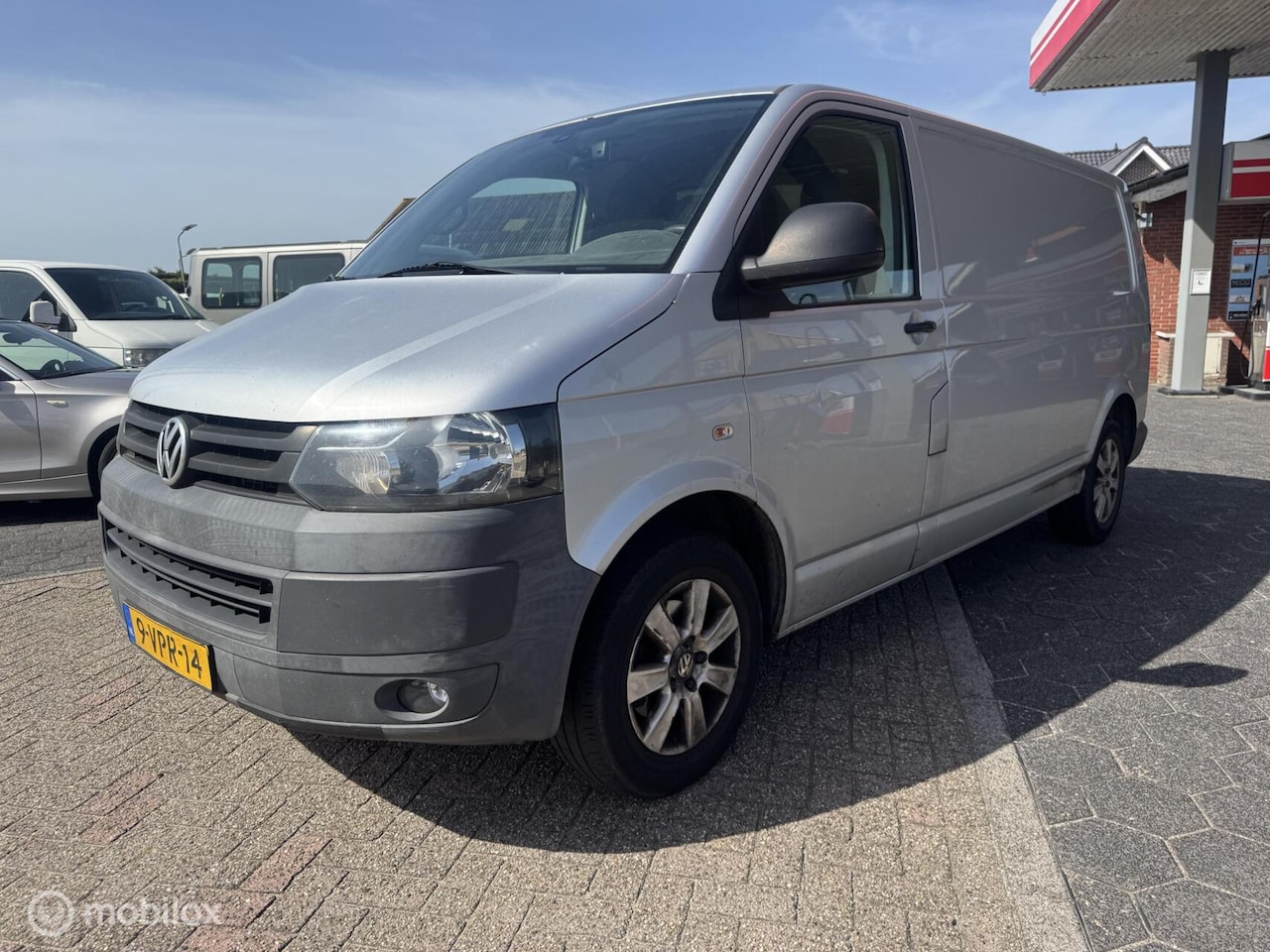 Volkswagen Transporter - 2.0 TDI L2H1 2.0 TDI L2H1 140 pk - AutoWereld.nl