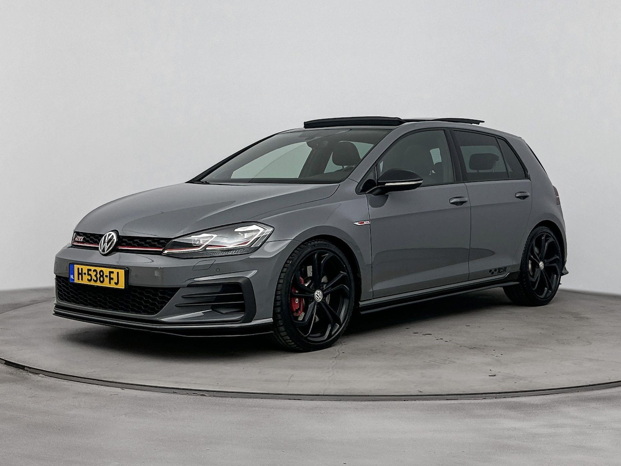 Volkswagen Golf - 2.0 TSI GTI TCR 290PK | Panorama-dak | Dynaudio | Keyless | LMV 19" Reifnitz | Dynamic cha - AutoWereld.nl