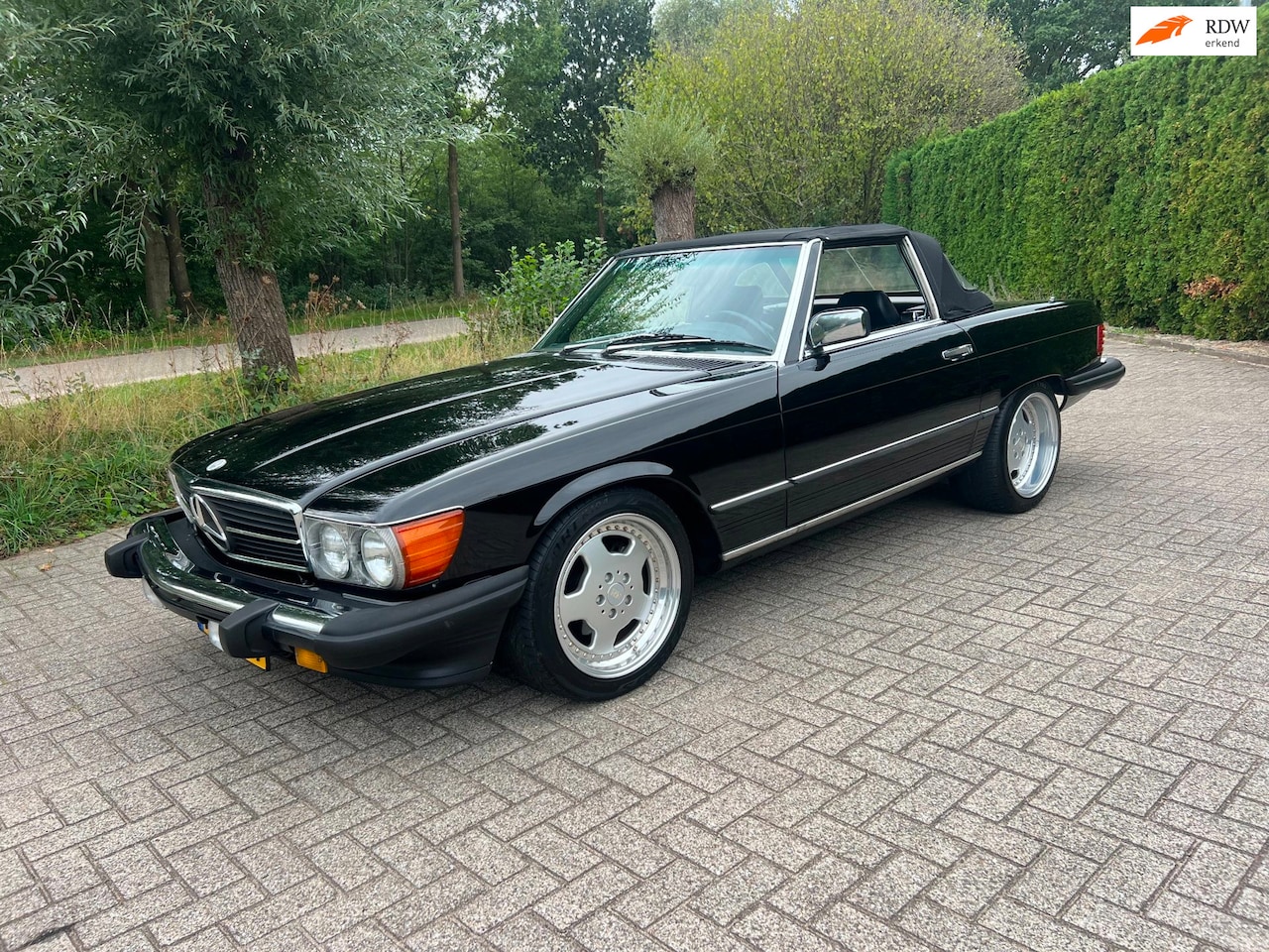 Mercedes-Benz SL-klasse - 560 AIRCO 1E LAK ZWART ZEER MOOI - AutoWereld.nl