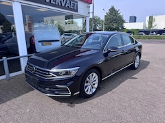 Volkswagen Passat - 1.4 TSI PHEV GTE Business