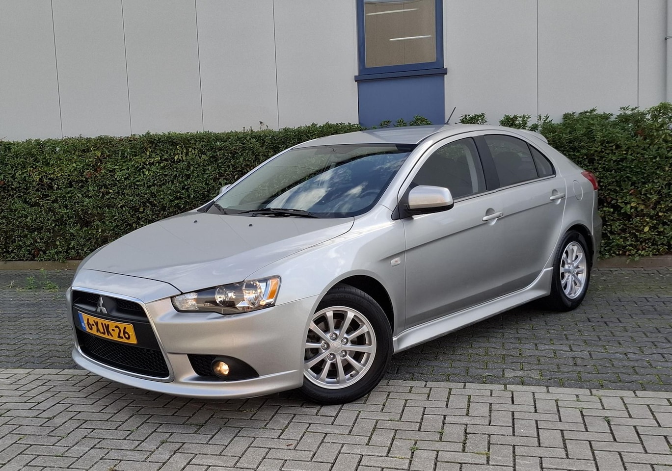 Mitsubishi Lancer Sportback - 1.6 Limted Edition - AutoWereld.nl