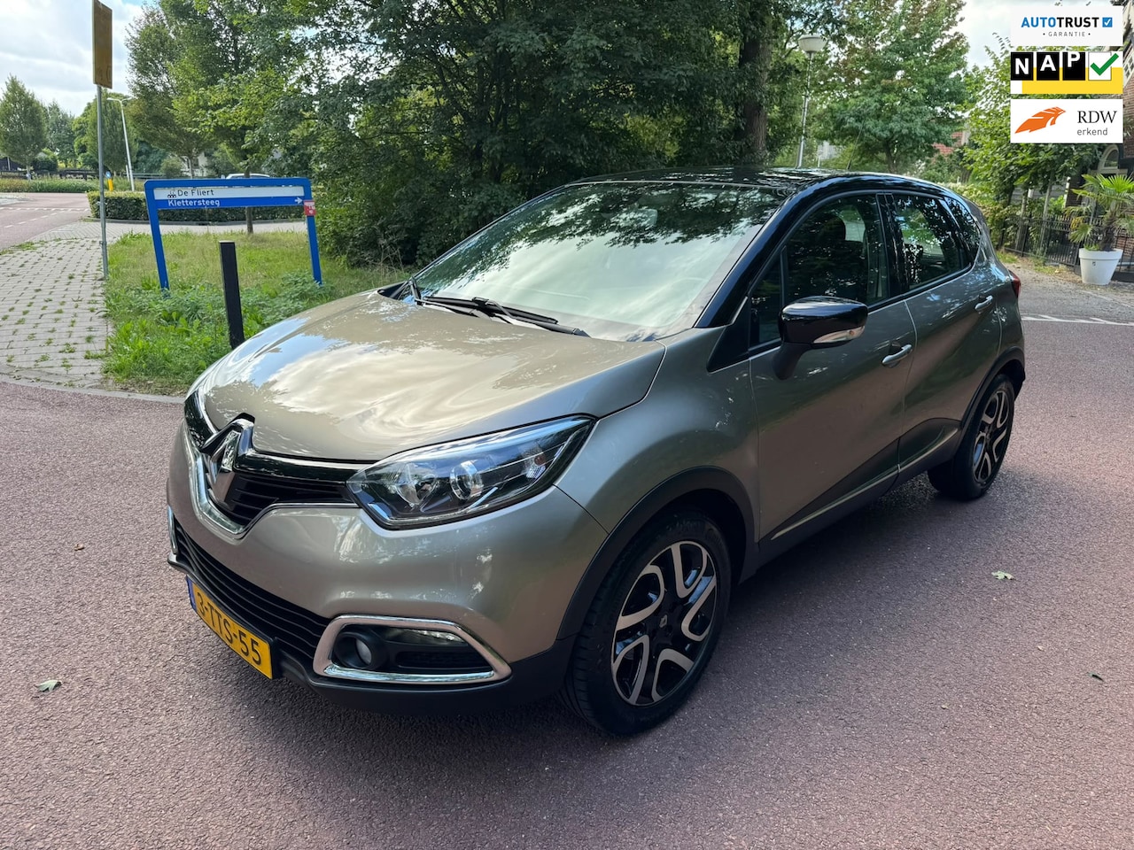 Renault Captur - 1.2 TCe Dynamique / Navi / Camera / Automaat / led / NAP / Apk / pdc - AutoWereld.nl