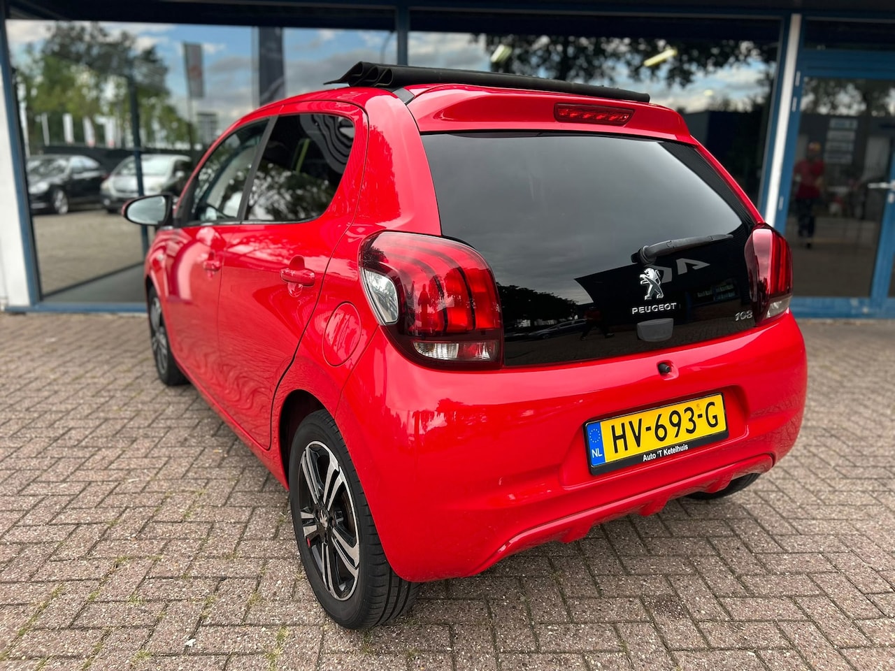 Peugeot 108 - 1.0 e-VTi Active TOP!|Open dak|Airco|Dealer Onderhouden
