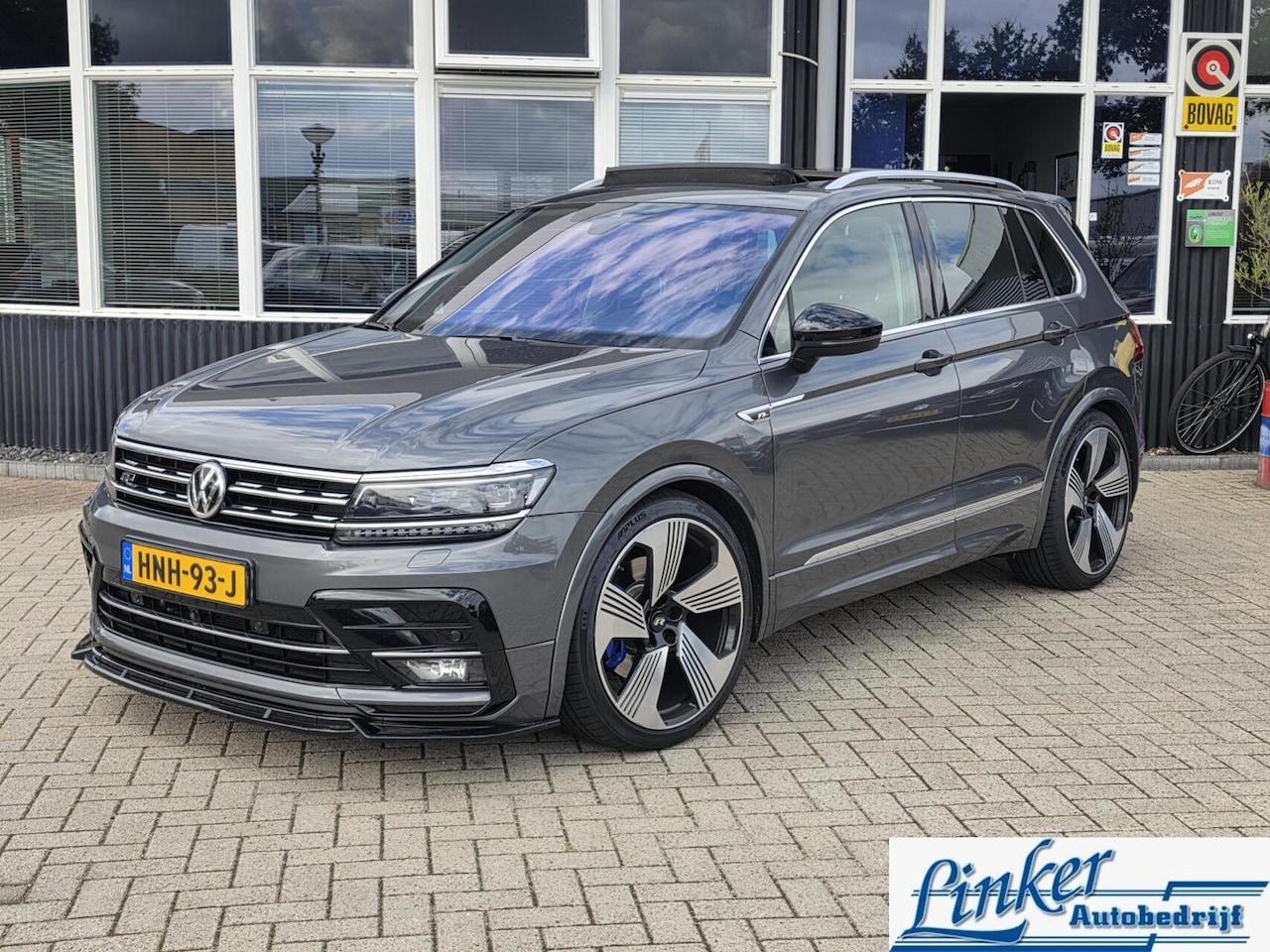 Volkswagen Tiguan - 2.0 TSI 4Motion Highline R-LINE JD TUNING 380PK PANO - AutoWereld.nl