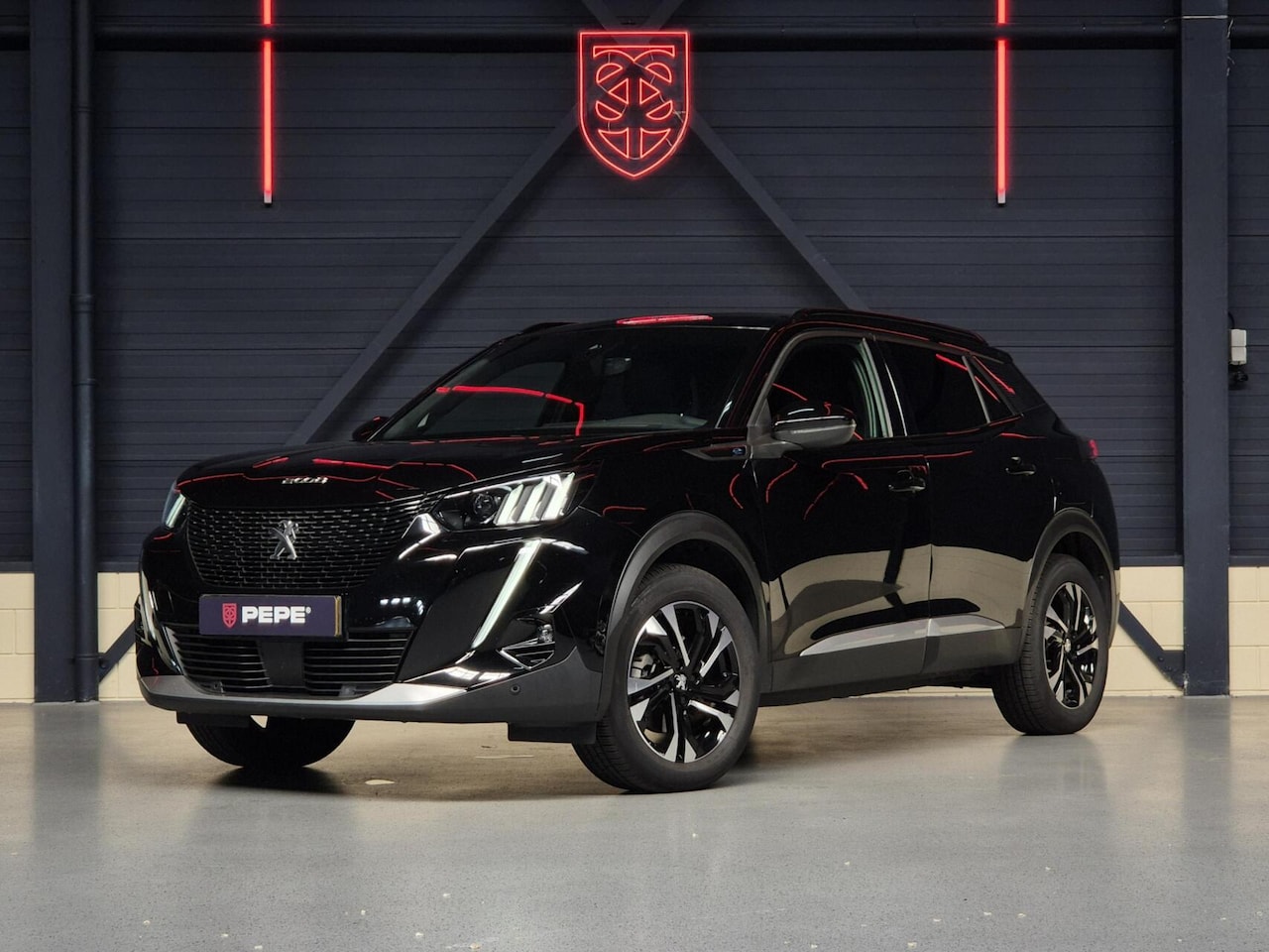 Peugeot e-2008 - EV GT Pack 50 kWh |CAM.|CRUISE|APP|SFEER - AutoWereld.nl