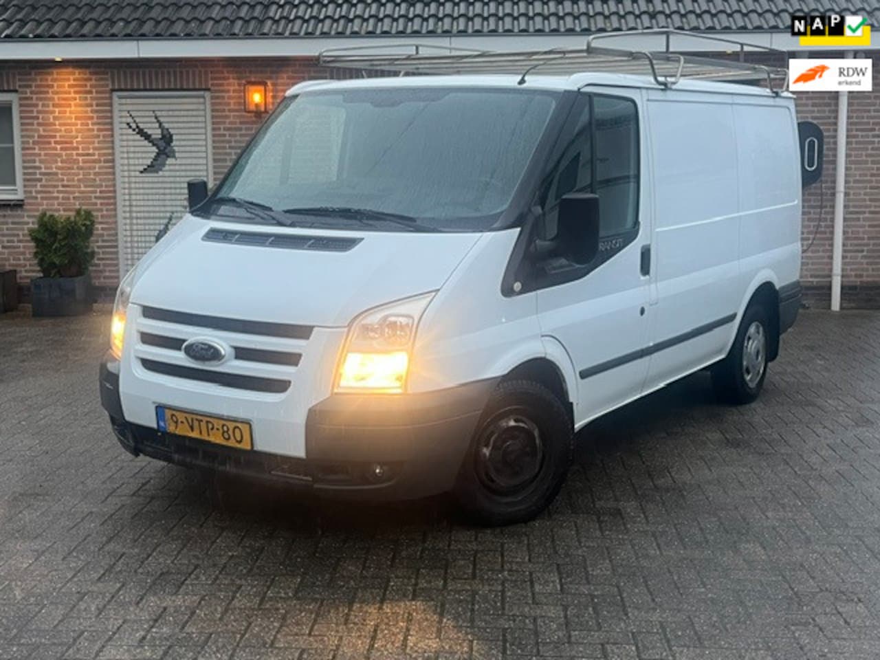 Ford Transit - 260S 2.2 TDCI Ambiente airco - AutoWereld.nl