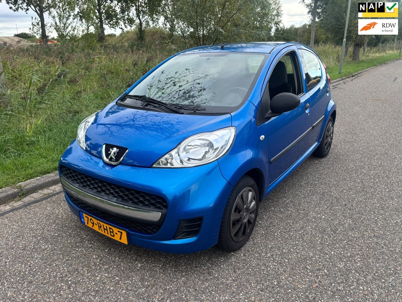 Peugeot 107 - 1.0-12V XR 1.0-12V XR - AutoWereld.nl